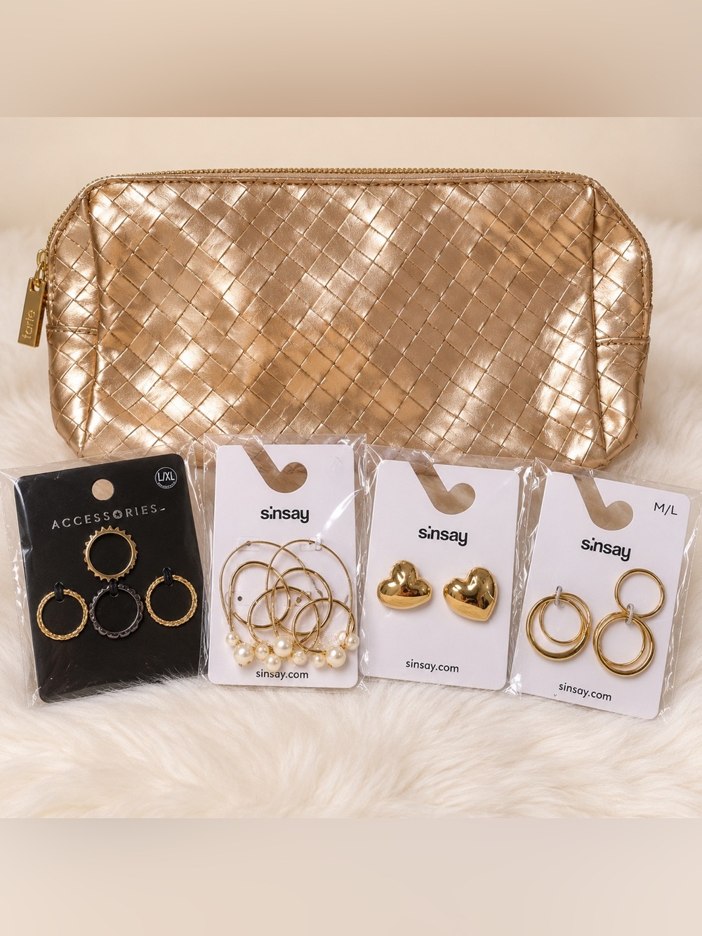Tarte Gold Cosmetic Bag & Jewelry Gift Bundle